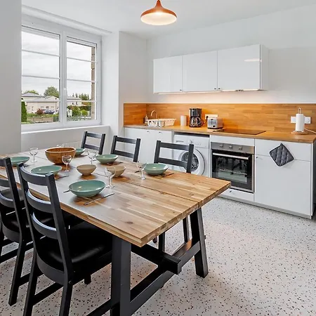 Loft British Au Pied Du Mont ! Pontorson