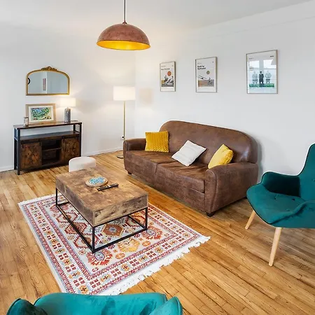 Apartment Loft British Au Pied Du Mont ! *